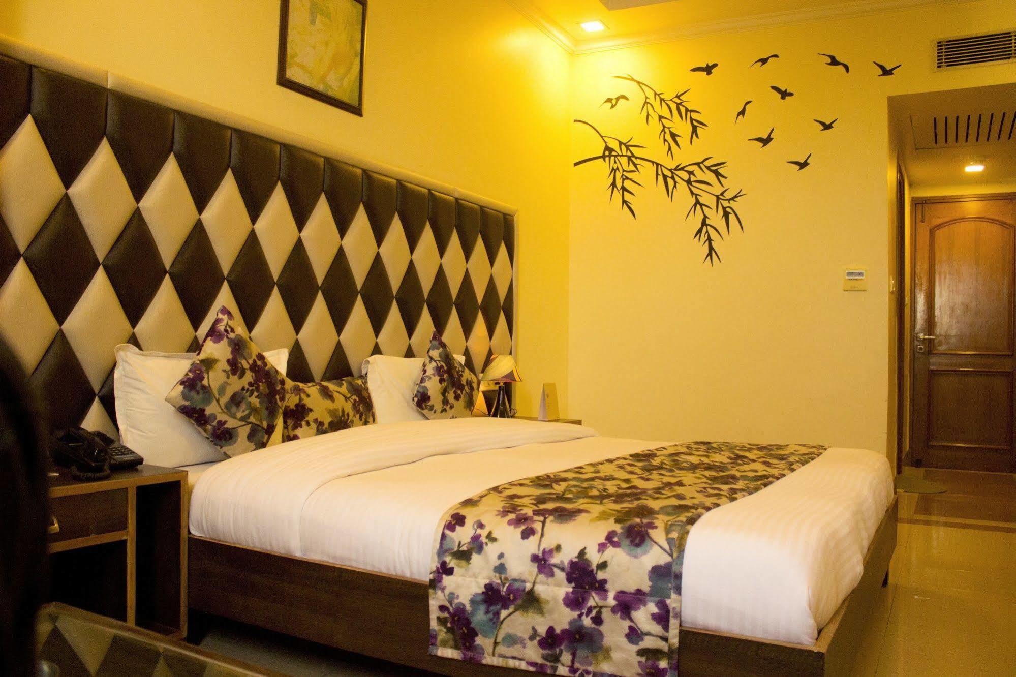 Fabhotel Aaykay Model Town อัมริตสา ภายนอก รูปภาพ